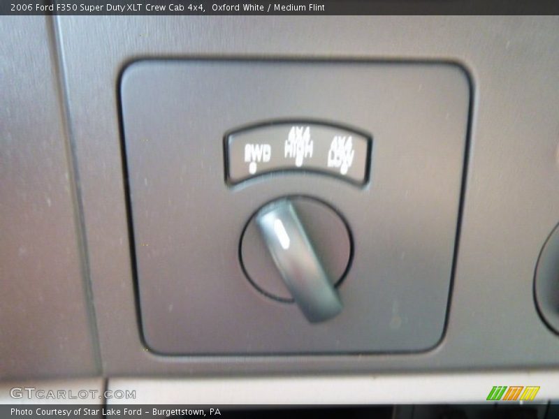 Oxford White / Medium Flint 2006 Ford F350 Super Duty XLT Crew Cab 4x4