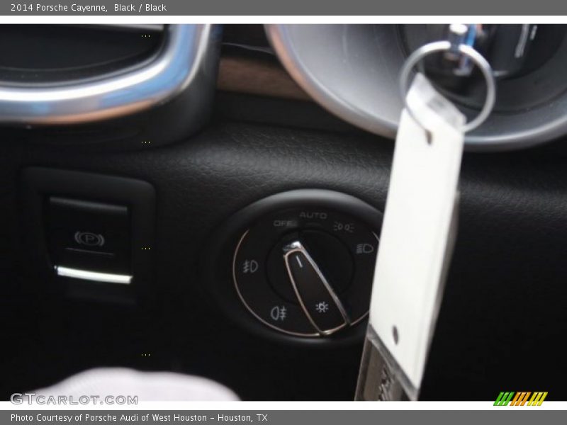 Black / Black 2014 Porsche Cayenne