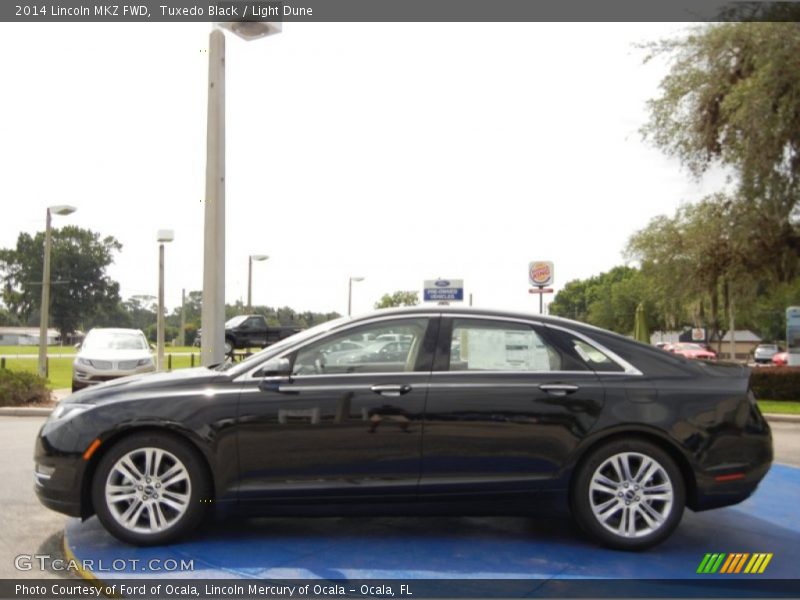 Tuxedo Black / Light Dune 2014 Lincoln MKZ FWD