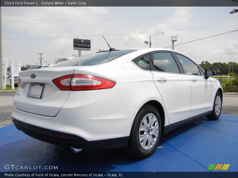Oxford White / Earth Gray 2014 Ford Fusion S