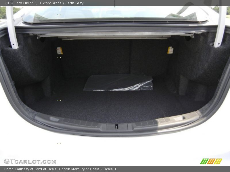 Oxford White / Earth Gray 2014 Ford Fusion S