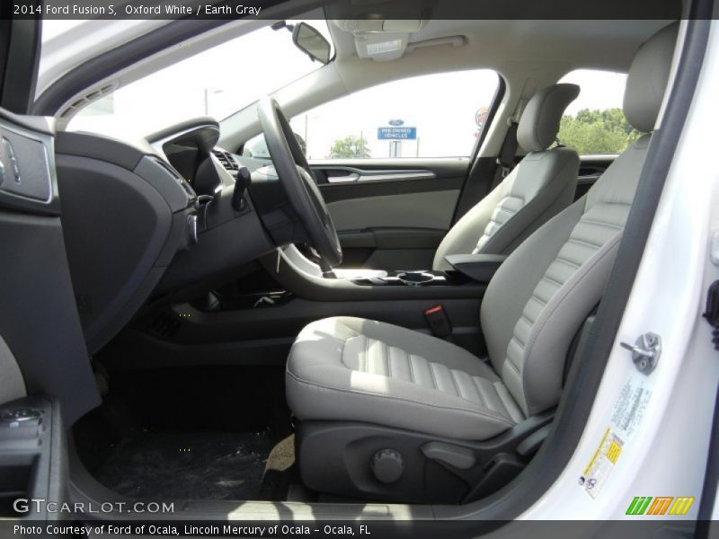 Oxford White / Earth Gray 2014 Ford Fusion S