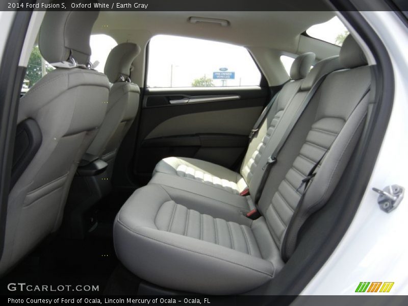 Oxford White / Earth Gray 2014 Ford Fusion S