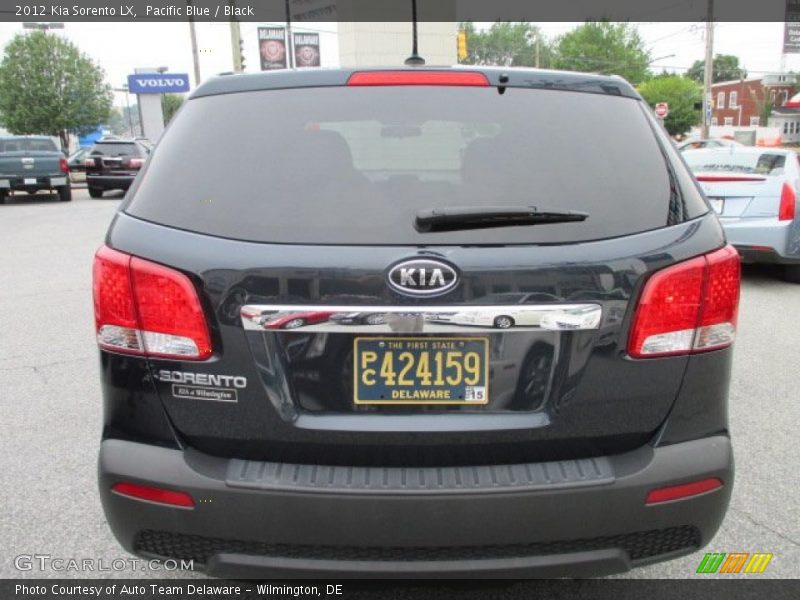 Pacific Blue / Black 2012 Kia Sorento LX