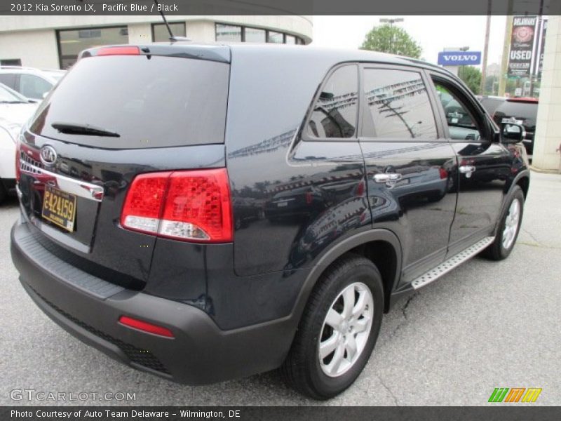 Pacific Blue / Black 2012 Kia Sorento LX