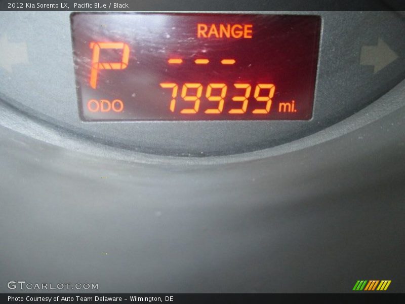 Pacific Blue / Black 2012 Kia Sorento LX