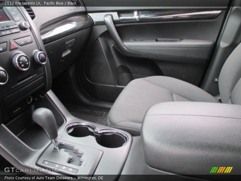 Pacific Blue / Black 2012 Kia Sorento LX