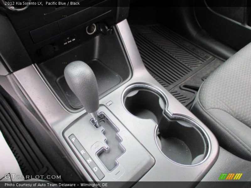 Pacific Blue / Black 2012 Kia Sorento LX