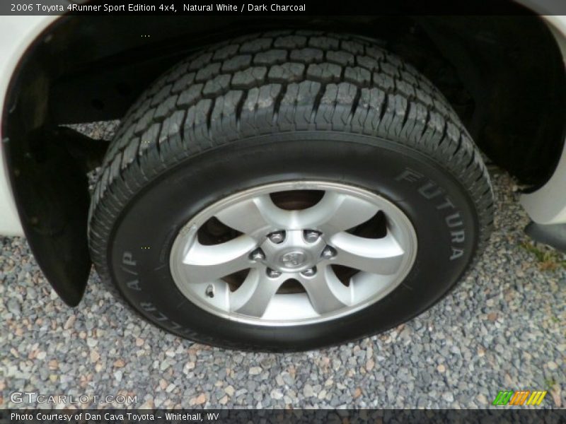 Natural White / Dark Charcoal 2006 Toyota 4Runner Sport Edition 4x4
