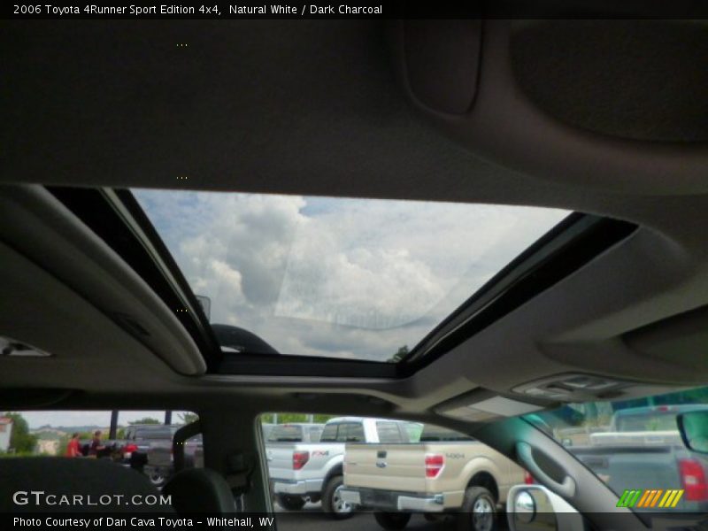 Natural White / Dark Charcoal 2006 Toyota 4Runner Sport Edition 4x4