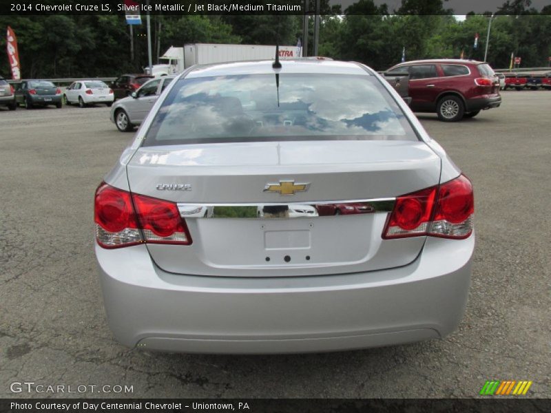 Silver Ice Metallic / Jet Black/Medium Titanium 2014 Chevrolet Cruze LS