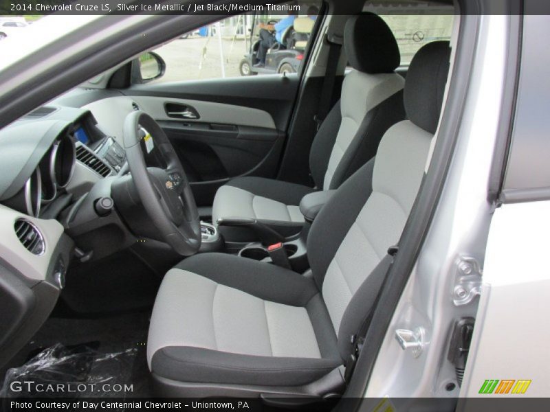Silver Ice Metallic / Jet Black/Medium Titanium 2014 Chevrolet Cruze LS