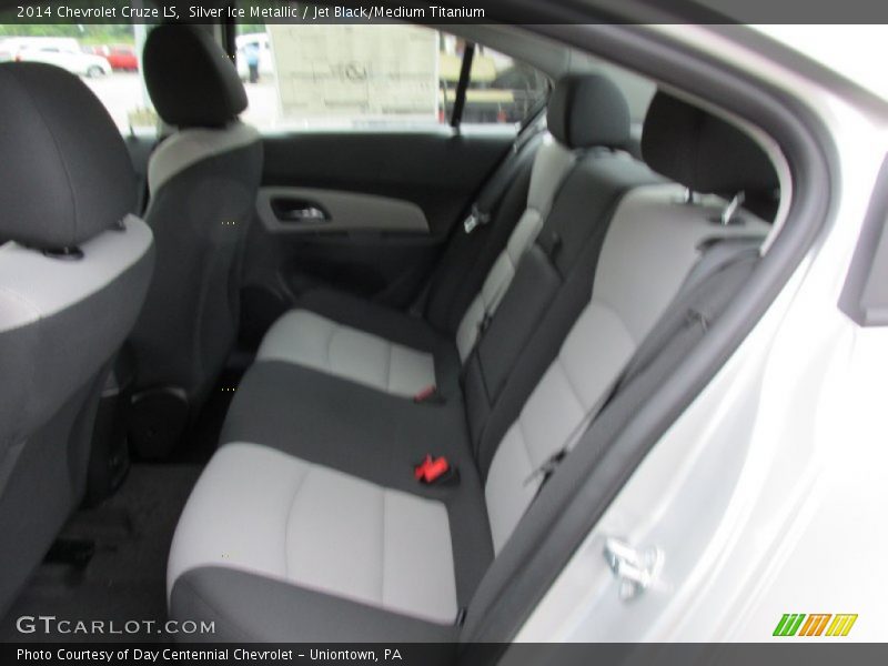 Silver Ice Metallic / Jet Black/Medium Titanium 2014 Chevrolet Cruze LS
