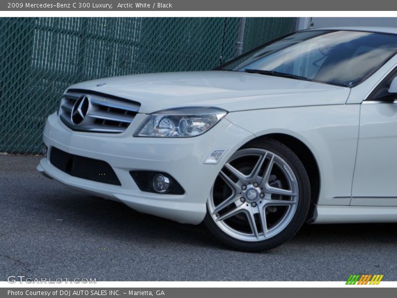 Arctic White / Black 2009 Mercedes-Benz C 300 Luxury