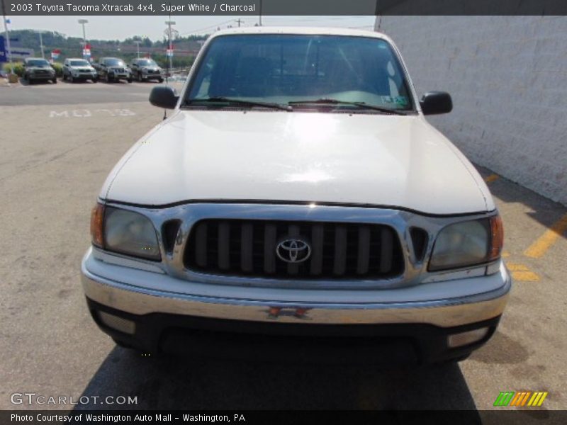 Super White / Charcoal 2003 Toyota Tacoma Xtracab 4x4