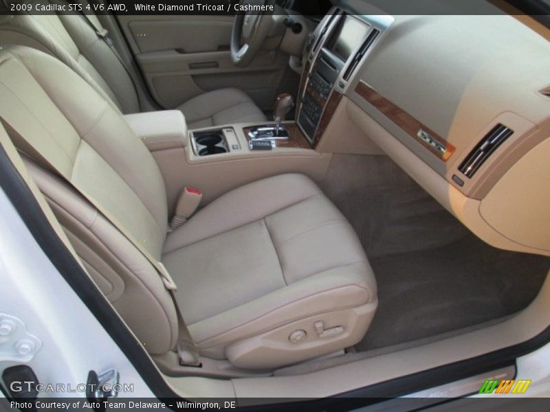 White Diamond Tricoat / Cashmere 2009 Cadillac STS 4 V6 AWD