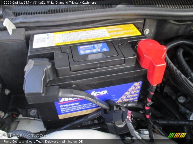 White Diamond Tricoat / Cashmere 2009 Cadillac STS 4 V6 AWD