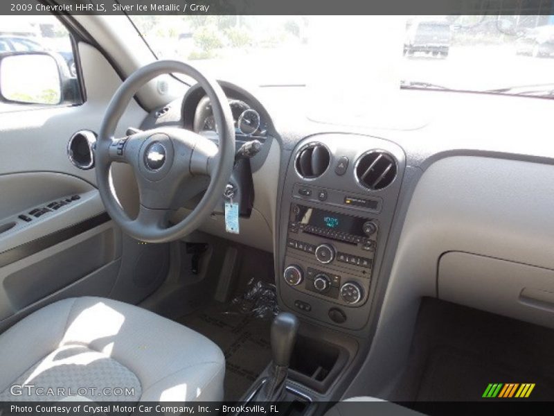 Silver Ice Metallic / Gray 2009 Chevrolet HHR LS