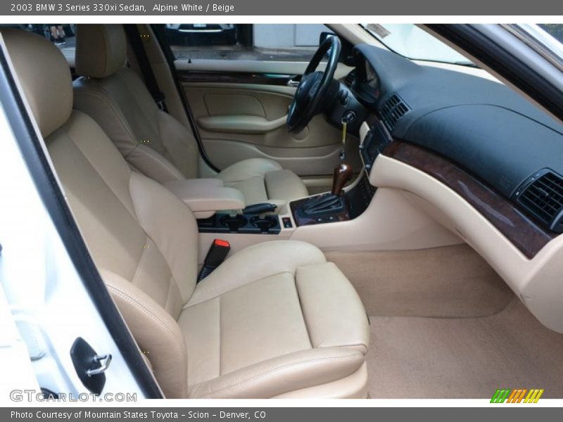Alpine White / Beige 2003 BMW 3 Series 330xi Sedan