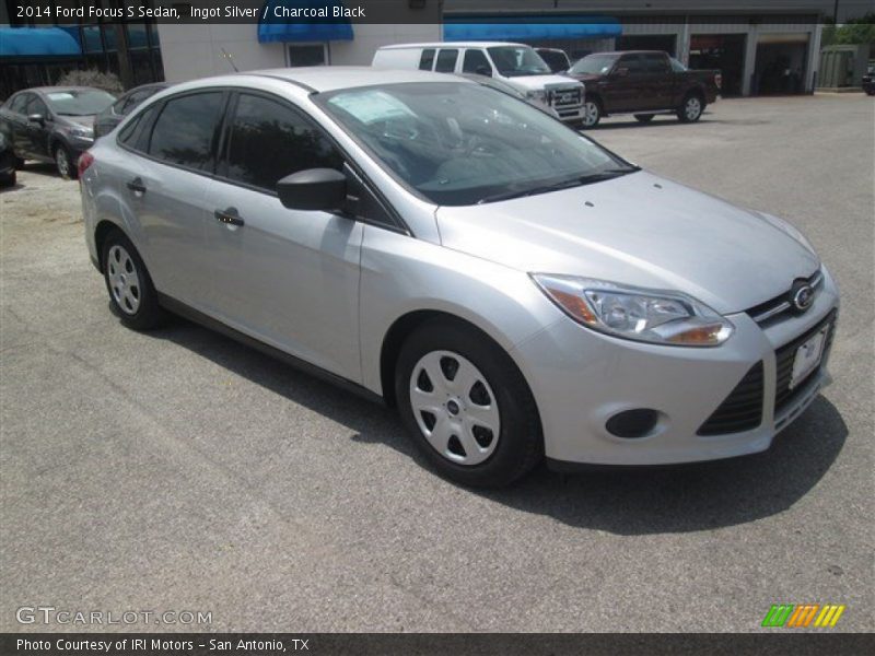 Ingot Silver / Charcoal Black 2014 Ford Focus S Sedan