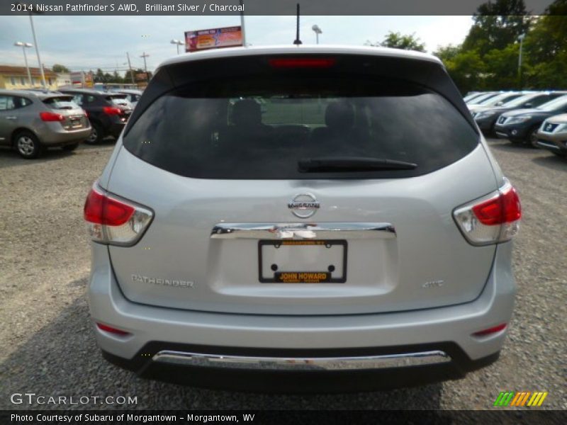 Brilliant Silver / Charcoal 2014 Nissan Pathfinder S AWD