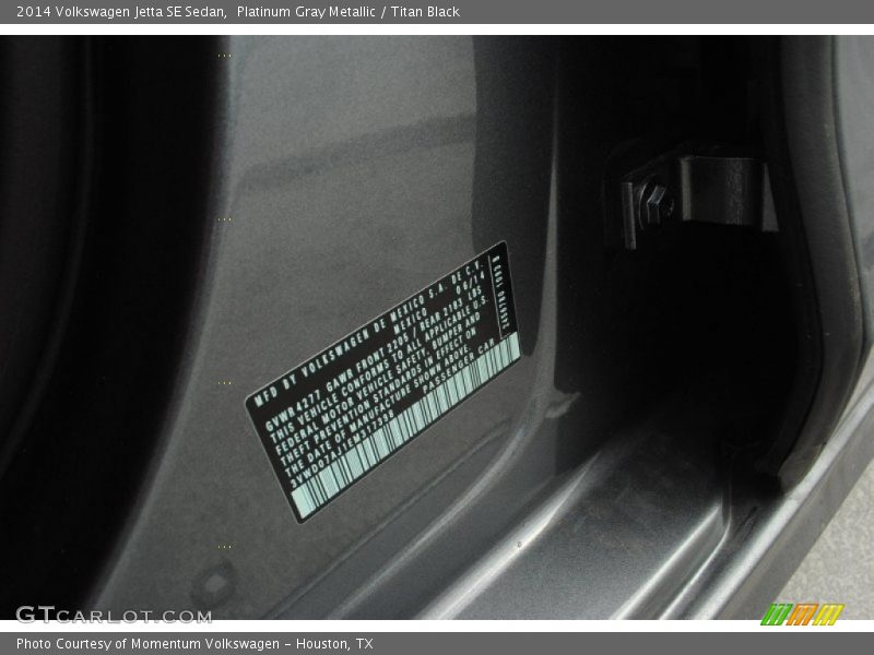 Platinum Gray Metallic / Titan Black 2014 Volkswagen Jetta SE Sedan