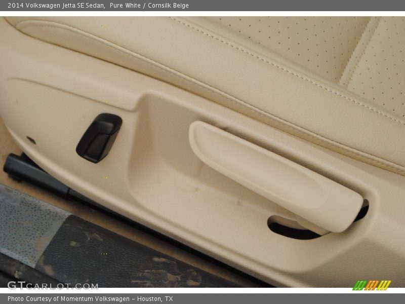 Pure White / Cornsilk Beige 2014 Volkswagen Jetta SE Sedan