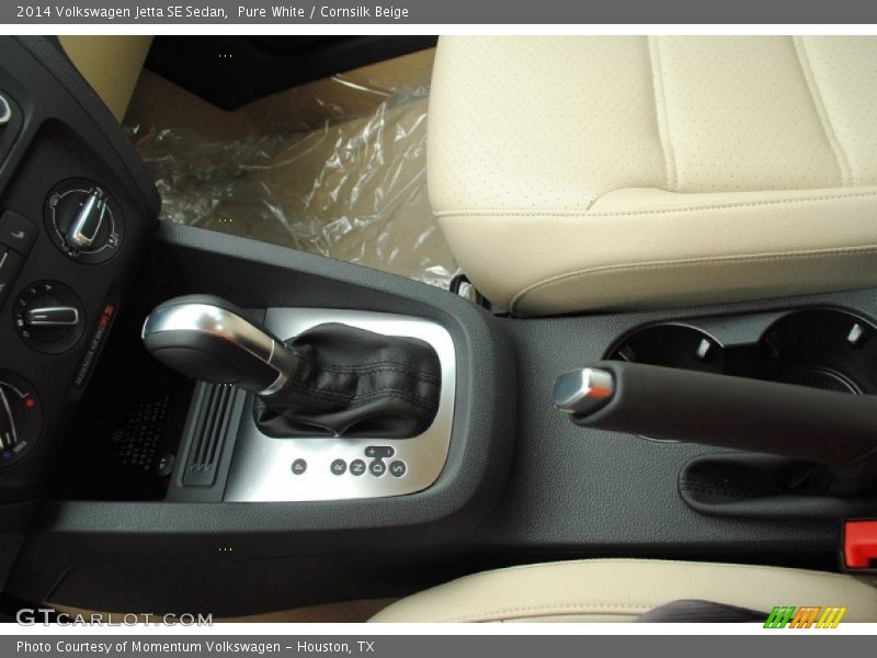 Pure White / Cornsilk Beige 2014 Volkswagen Jetta SE Sedan