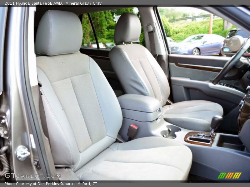 Mineral Gray / Gray 2011 Hyundai Santa Fe SE AWD