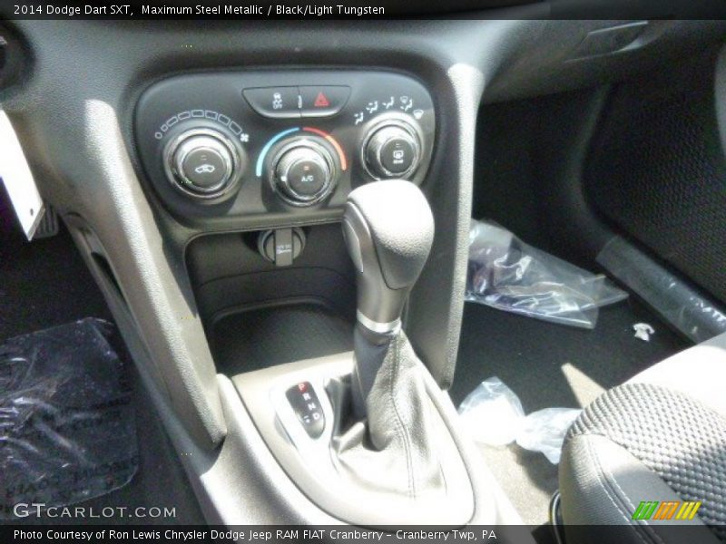 Maximum Steel Metallic / Black/Light Tungsten 2014 Dodge Dart SXT