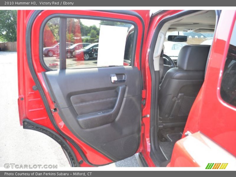 Victory Red / Ebony 2010 Hummer H3