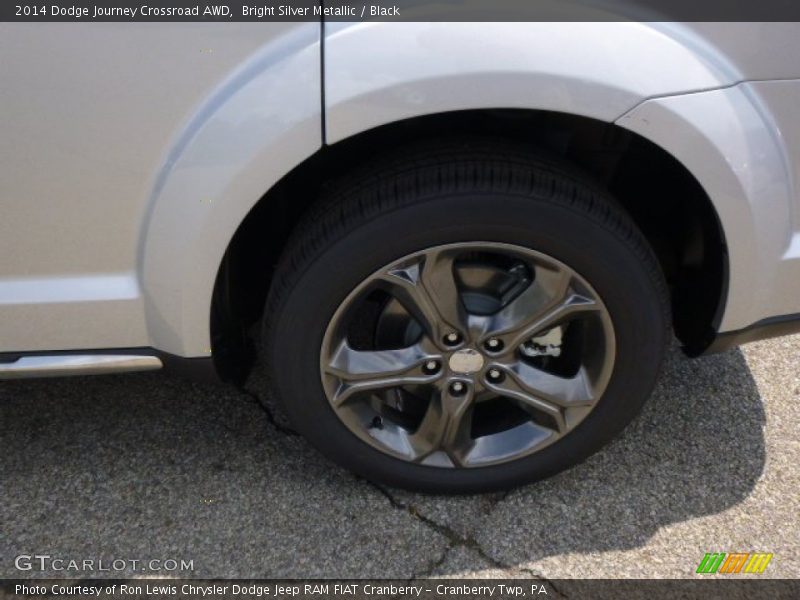 Bright Silver Metallic / Black 2014 Dodge Journey Crossroad AWD