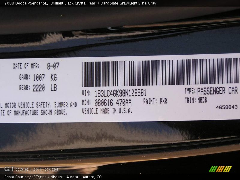 Brilliant Black Crystal Pearl / Dark Slate Gray/Light Slate Gray 2008 Dodge Avenger SE