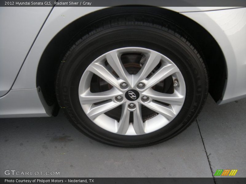 Radiant Silver / Gray 2012 Hyundai Sonata GLS