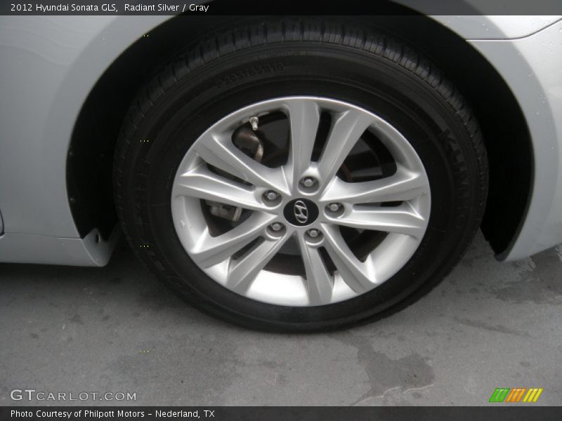 Radiant Silver / Gray 2012 Hyundai Sonata GLS