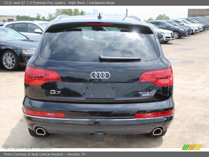Night Black / Cardamom Beige 2015 Audi Q7 3.0 Premium Plus quattro