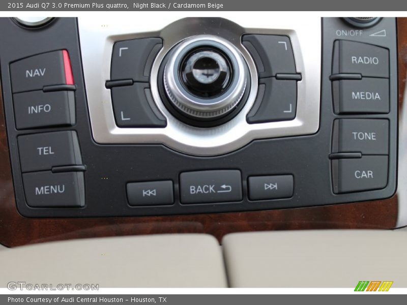 Night Black / Cardamom Beige 2015 Audi Q7 3.0 Premium Plus quattro