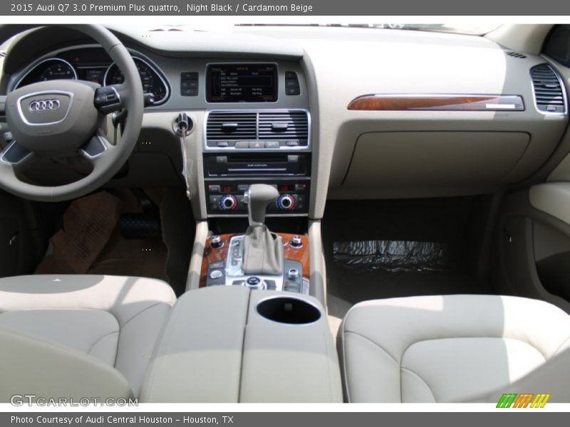 Night Black / Cardamom Beige 2015 Audi Q7 3.0 Premium Plus quattro