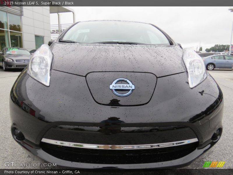 Super Black / Black 2015 Nissan LEAF S