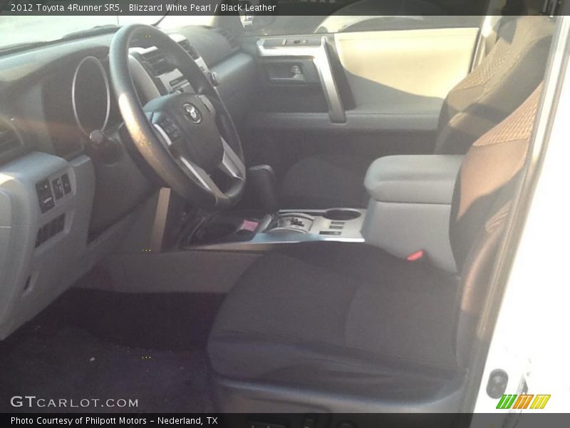 Blizzard White Pearl / Black Leather 2012 Toyota 4Runner SR5