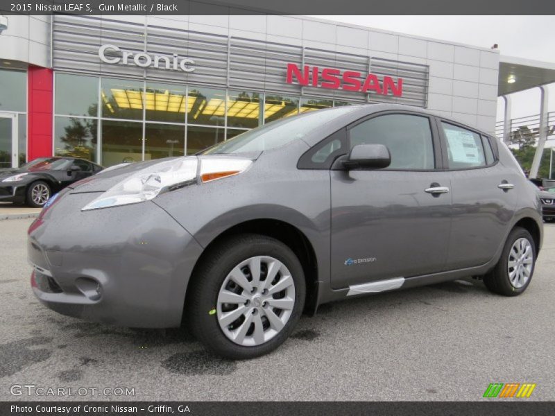 Gun Metallic / Black 2015 Nissan LEAF S