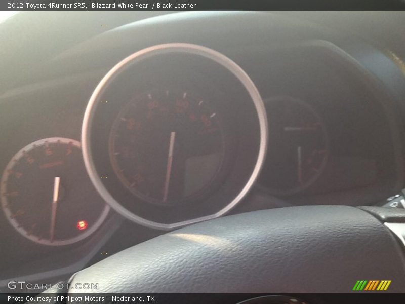 Blizzard White Pearl / Black Leather 2012 Toyota 4Runner SR5