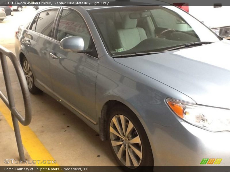 Zephyr Blue Metallic / Light Gray 2011 Toyota Avalon Limited