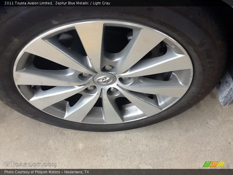 Zephyr Blue Metallic / Light Gray 2011 Toyota Avalon Limited