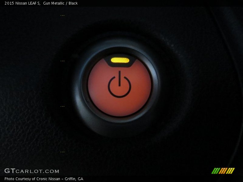 Gun Metallic / Black 2015 Nissan LEAF S