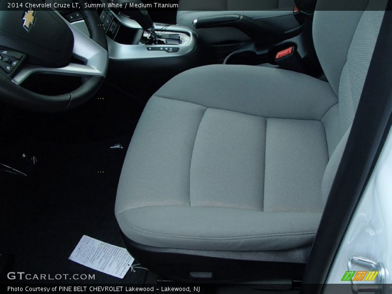Summit White / Medium Titanium 2014 Chevrolet Cruze LT