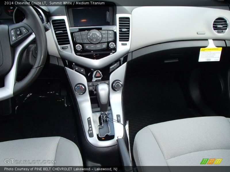 Summit White / Medium Titanium 2014 Chevrolet Cruze LT