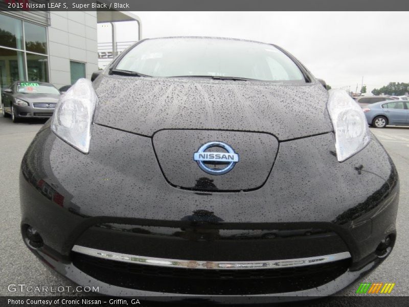 Super Black / Black 2015 Nissan LEAF S