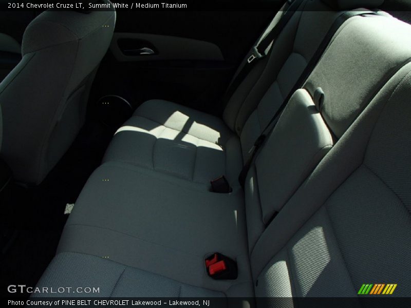 Summit White / Medium Titanium 2014 Chevrolet Cruze LT