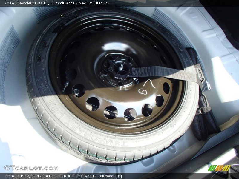 Summit White / Medium Titanium 2014 Chevrolet Cruze LT